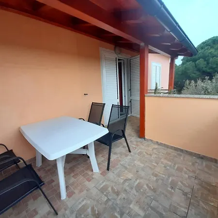 Apartments Jeromela Fazana Exterior photo