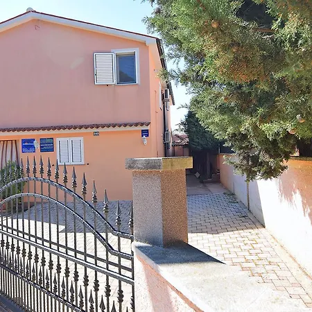 Apartments Jeromela Fazana Exterior photo