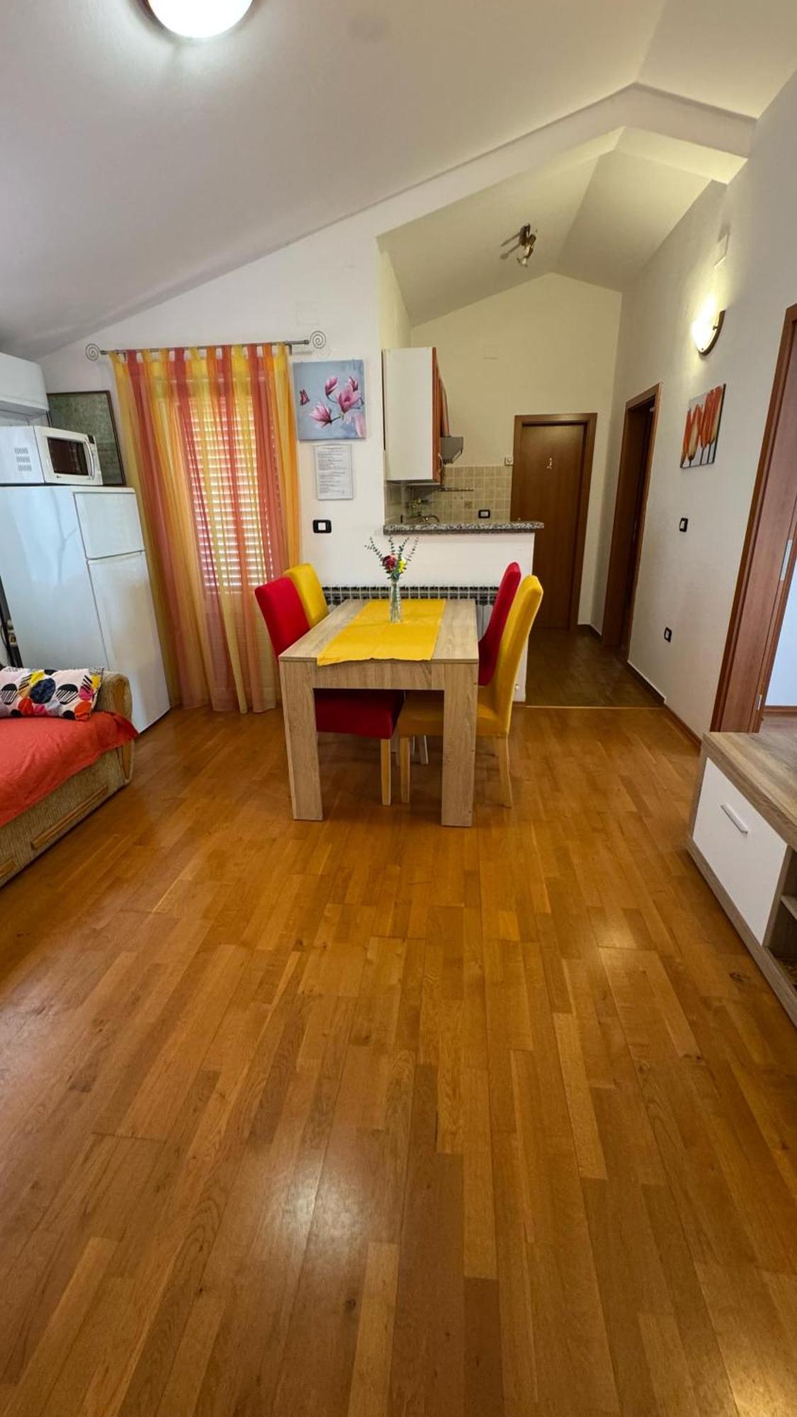 Apartment Jeromela Fazana