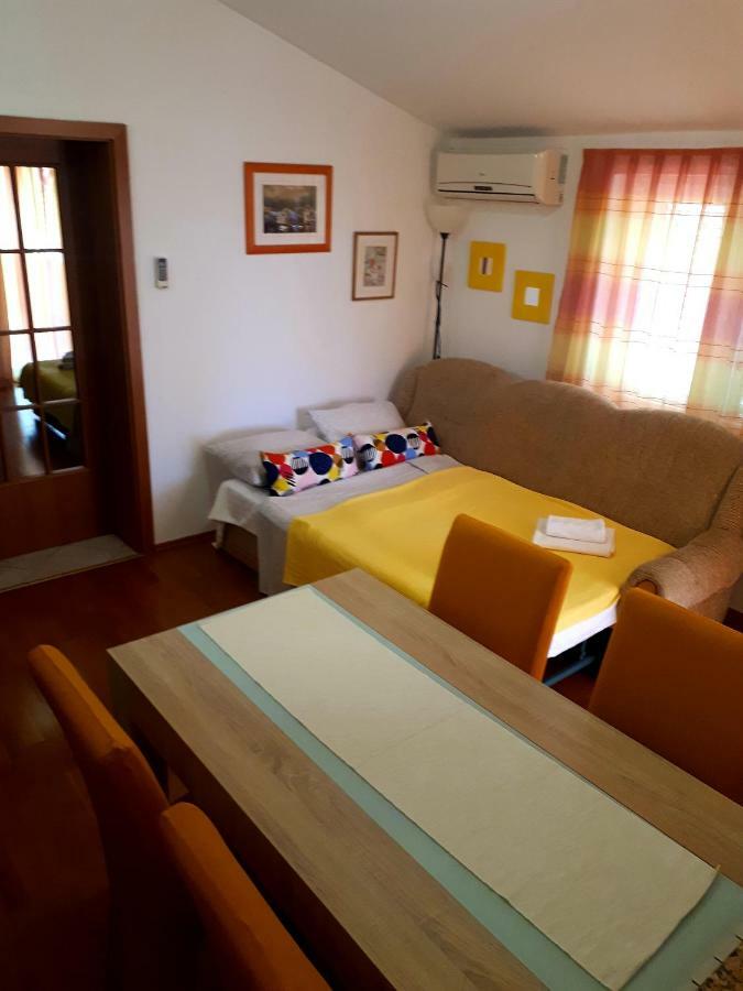 Jeromela Apartment *